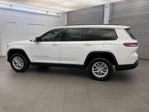 New 2026 Jeep Grand Cherokee L Laredo RWD image 5