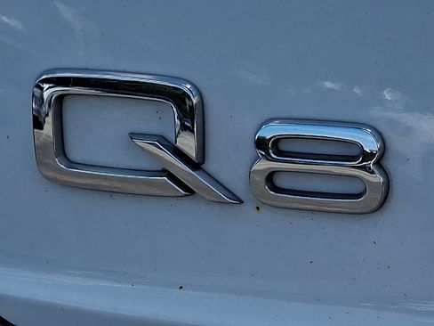 Certified 2023 Audi Q8 Premium w/ Convenience Package AWD/4WD image 33