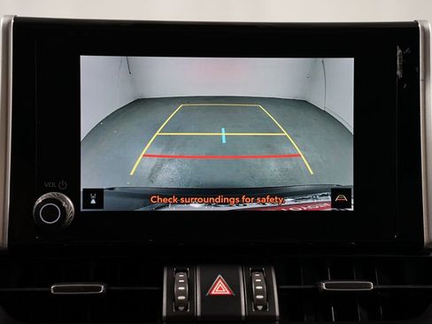 Used 2023 Toyota RAV4 XLE Premium image 18