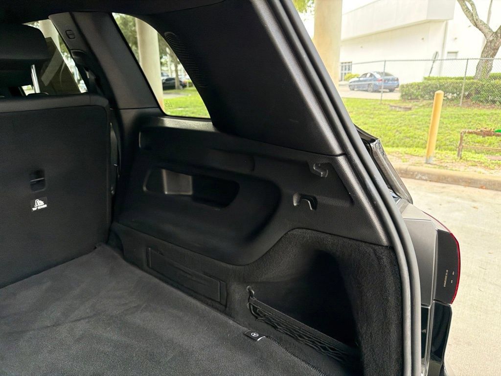 Used 2022 Mercedes-Benz GLB 250 image 42