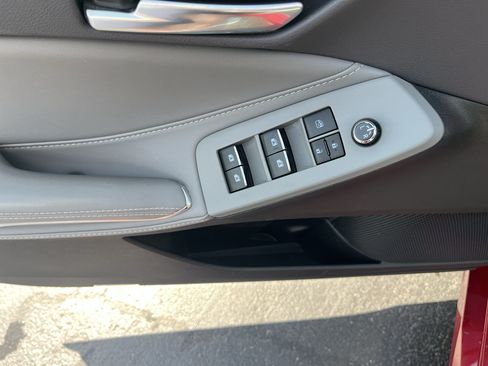 Used 2020 Toyota Avalon XLE w/ Moonroof Package FWD image 11