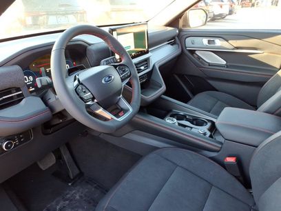 New 2026 Ford Explorer ST w/ Sun And Sound Package