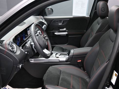 Used 2024 Mercedes-Benz EQB 250+ image 20