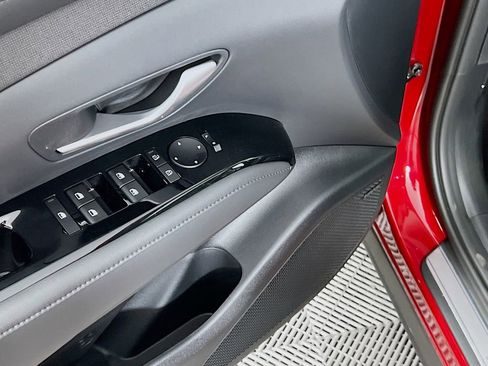 New 2026 Hyundai Tucson Limited image 16