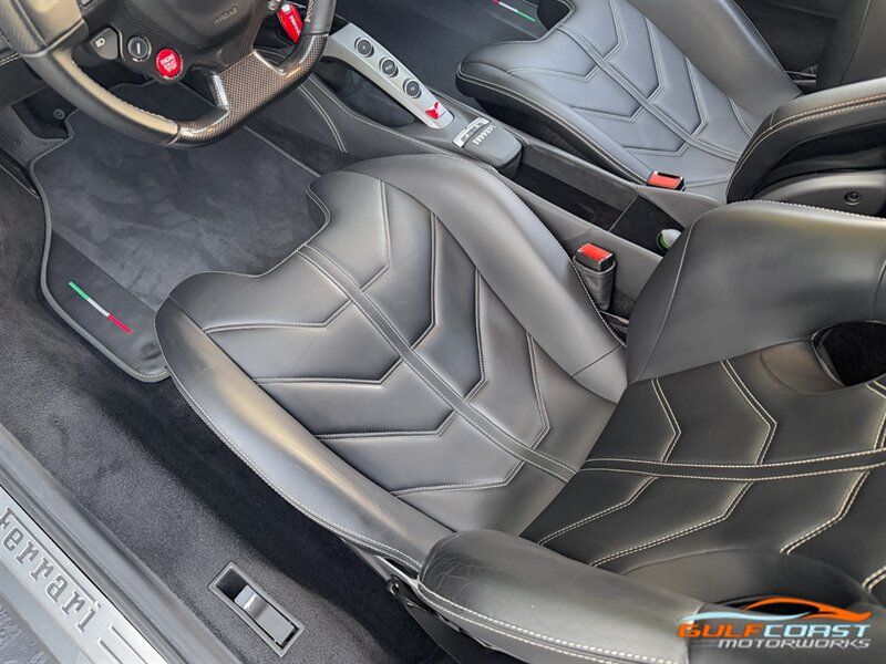 Used 2017 Ferrari 488 GTB RWD image 22