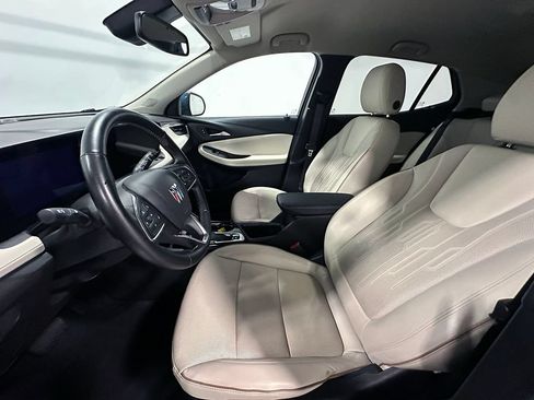 Used 2024 Buick Encore GX Avenir w/ Avenir Convenience Package AWD/4WD image 3