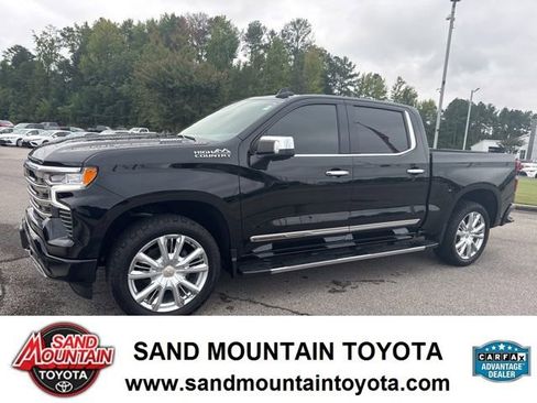 Used 2022 Chevrolet Silverado 1500 High Country w/ High Country Premium Package image 6