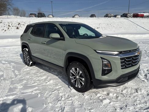 New 2026 Chevrolet Equinox LT w/ Convenience Package II image 16