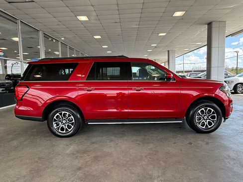Used 2022 Ford Expedition Max XLT AWD/4WD image 8