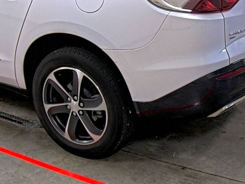 Used 2022 Buick Enclave Essence w/ Experience Buick Package image 9