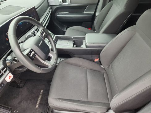 Used 2024 Hyundai Santa Fe SE FWD image 11