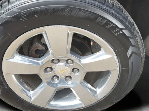 Used 2019 Chevrolet Tahoe LT image 26