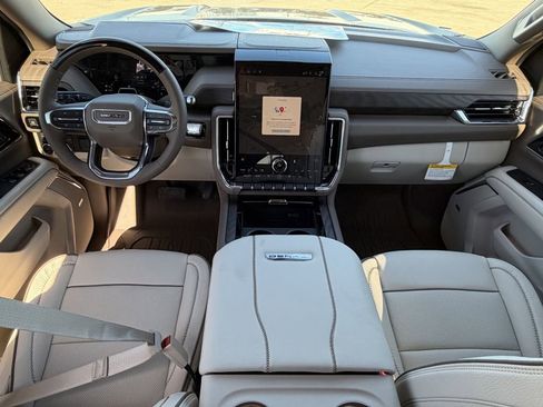 New 2026 GMC Yukon XL Denali w/ Denali Reserve Package image 8