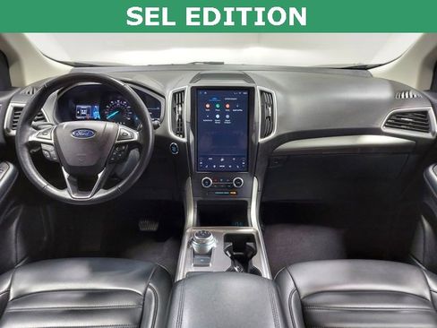 Used 2023 Ford Edge SEL image 2