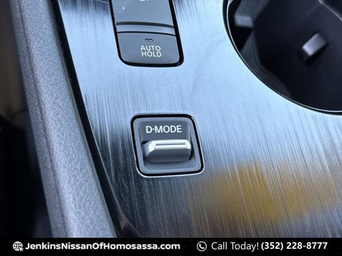 Certified 2023 Nissan Rogue SV w/ SV Premium B Package image 38