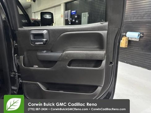 Used 2018 GMC Sierra 2500 SLT w/ All Terrain HD Package AWD/4WD image 35