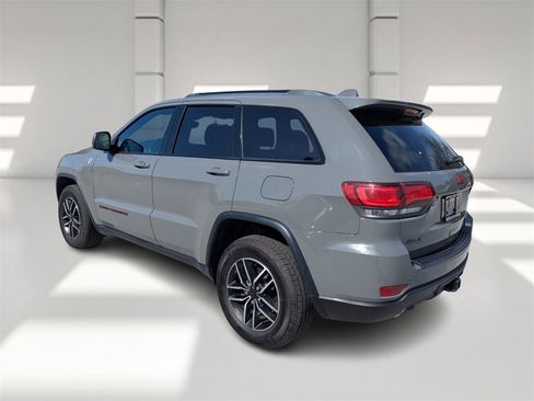 Used 2021 Jeep Grand Cherokee Trailhawk image 6