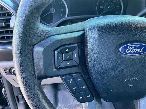 Used 2017 Ford F150 XLT image 8