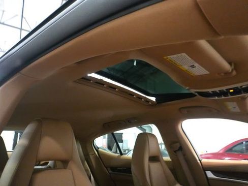 Used 2011 Porsche Panamera 4 image 28