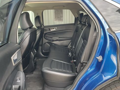 Used 2023 Ford Edge SEL w/ Convenience Package image 16