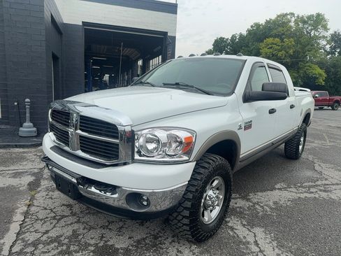 Used 2009 Dodge Ram 2500 Truck SLT w/ Popular Equipment Group AWD/4WD image 1