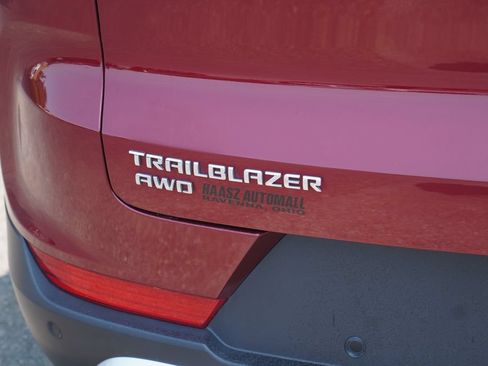Used 2024 Chevrolet TrailBlazer LT w/ LT Cold Weather Package AWD/4WD image 7