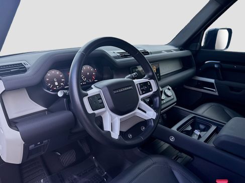Used 2023 Land Rover Defender 110 S AWD/4WD image 7