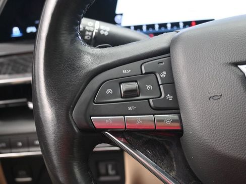 Used 2023 Cadillac Escalade ESV Premium Luxury image 15