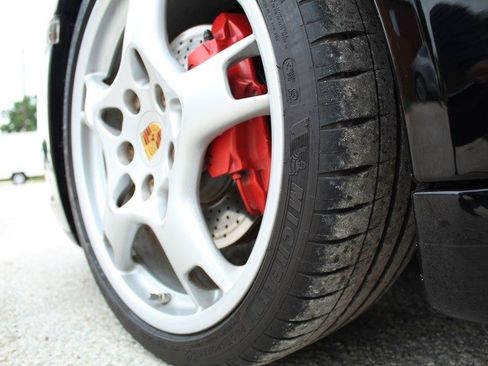 Used 2006 Porsche 911 Carrera S RWD image 17