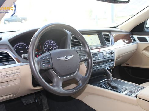 Used 2017 Genesis G80 3.8 w/ Option Group 02 image 15