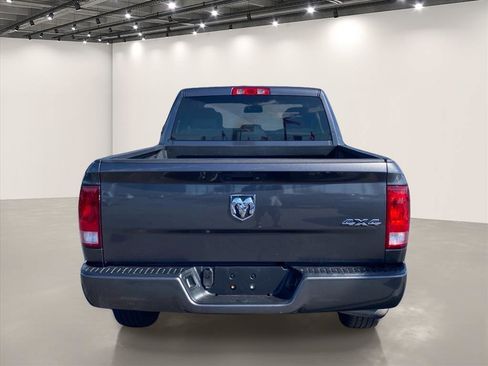Used 2019 RAM 1500 Express AWD/4WD image 6