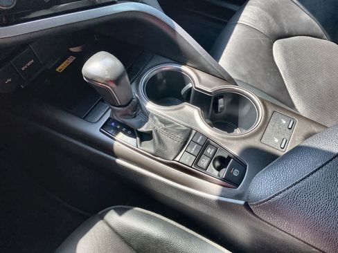Certified 2023 Toyota Camry XSE w/ Cold Weather Package FWD image 19