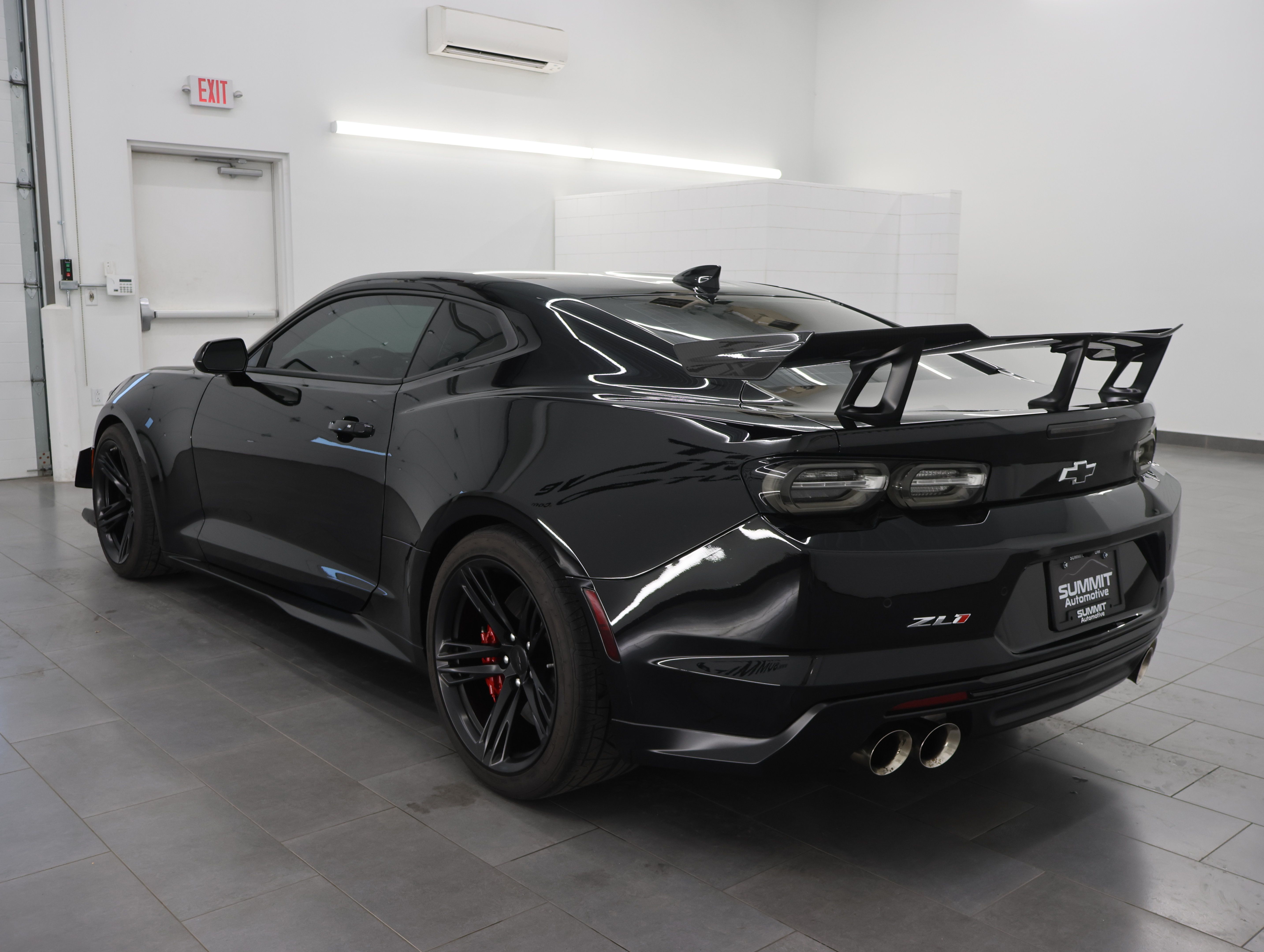 Used 2019 Chevrolet Camaro ZL1 RWD image 6