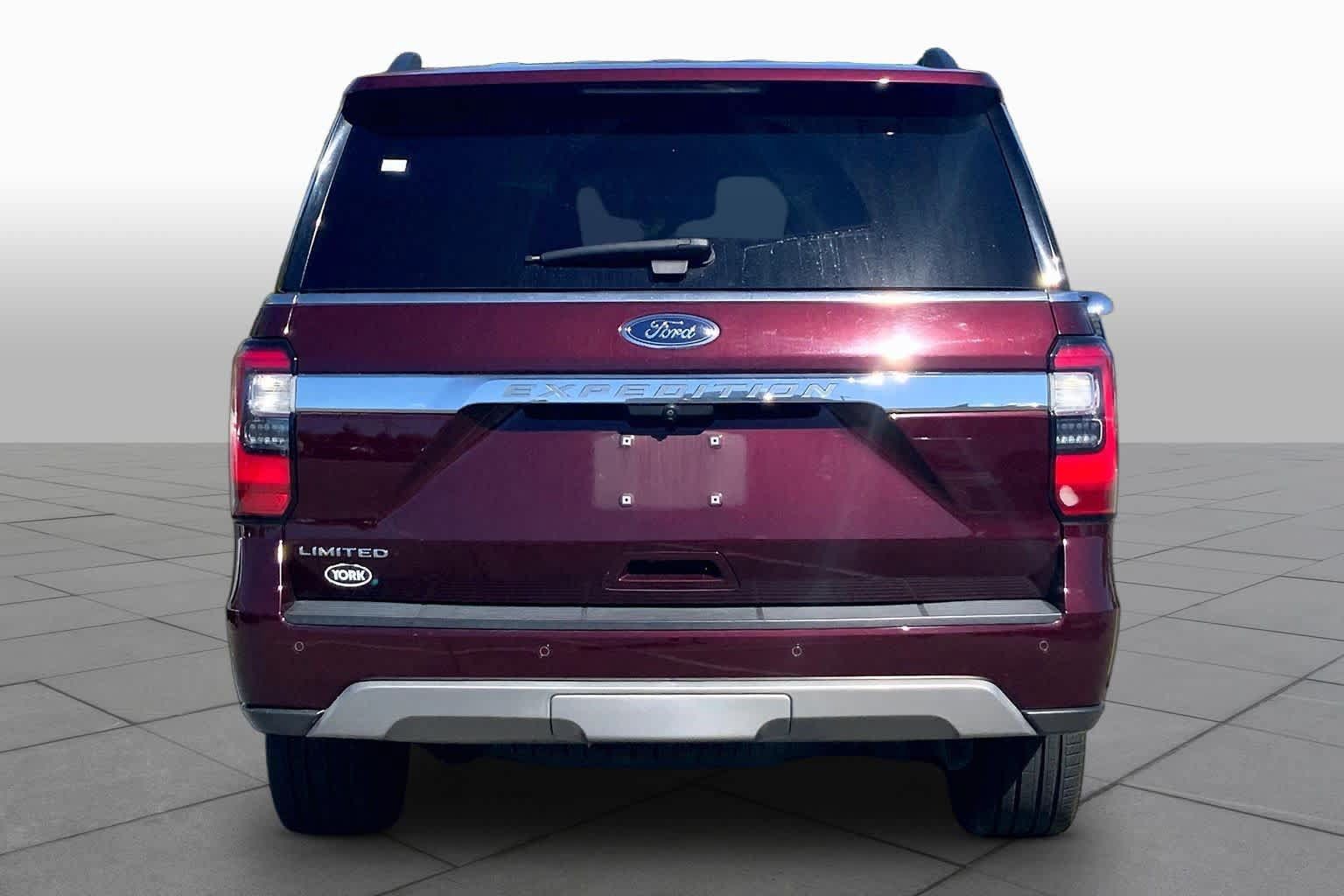 Used 2021 Ford Expedition Limited AWD/4WD image 5