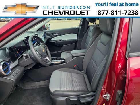 New 2025 Chevrolet Trax LT w/ Driver Confidence Package image 14