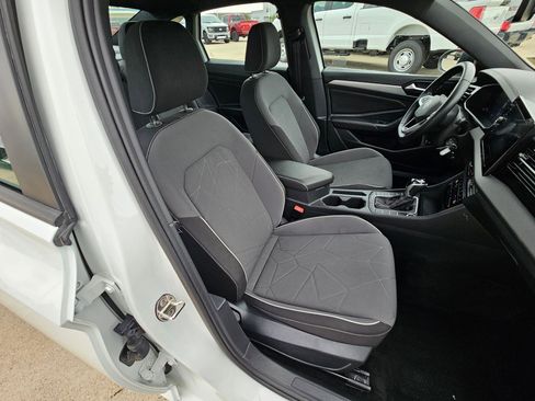 Used 2025 Volkswagen Jetta Sport image 29