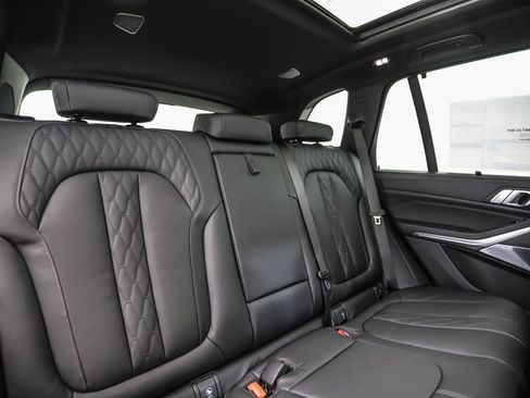 New 2026 BMW X5 M60i image 28