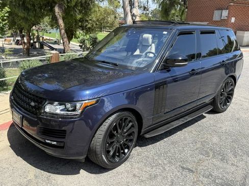 Used 2017 Land Rover Range Rover Supercharged AWD/4WD image 22