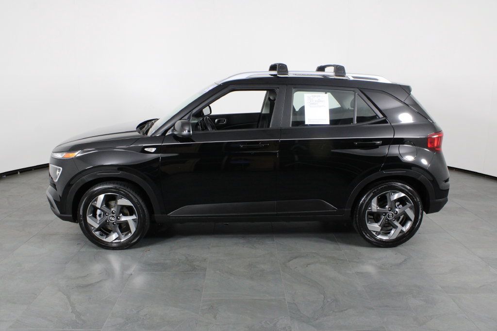 Certified 2026 Hyundai Venue SEL FWD image 14