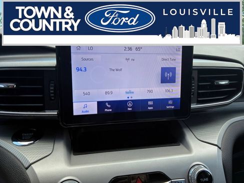 Used 2023 Ford Explorer XLT w/ Equipment Group 202A RWD image 17