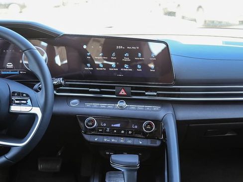 New 2026 Hyundai Elantra Limited FWD image 14