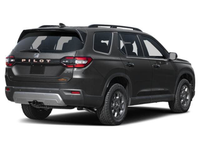 Certified 2026 Honda Pilot TrailSport image 2