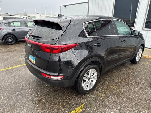 Used 2019 Kia Sportage LX AWD/4WD image 8