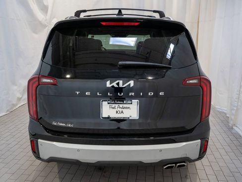 Certified 2024 Kia Telluride S w/ S Sunroof Package image 5