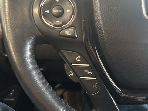 Used 2017 Honda Pilot Elite image 37