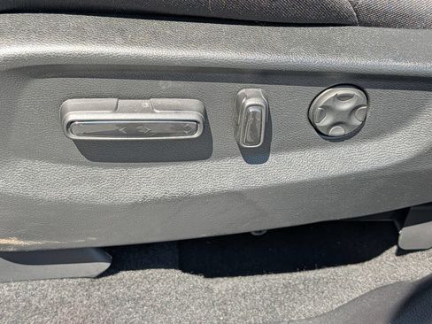Used 2021 Honda CR-V EX image 19