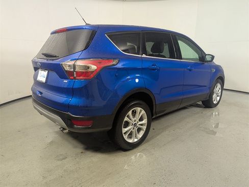 Used 2017 Ford Escape SE w/ SE Cold Weather Package image 7