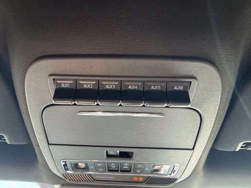 Used 2026 Ford F250 Platinum w/ Tremor Off-Road Package AWD/4WD image 33