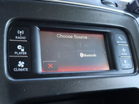 Used 2018 Dodge Journey SXT w/ Connectivity Group image 36