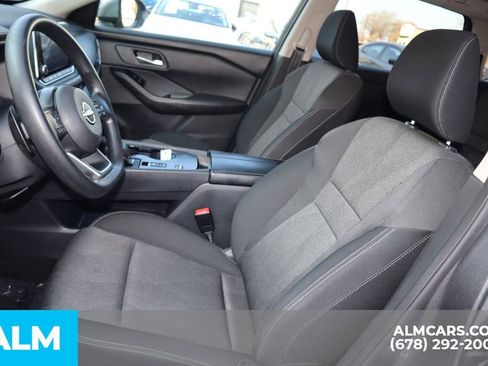 Used 2024 Nissan Rogue SV FWD image 11